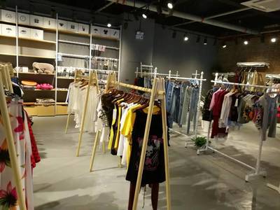 一文看懂服裝出口電商產(chǎn)品、供應(yīng)鏈、品牌如何布局